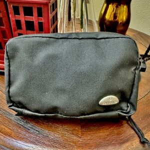 ”Samsonite” Black Travel Toiletry Bag Hanging Organizer Makeup Case/Storage